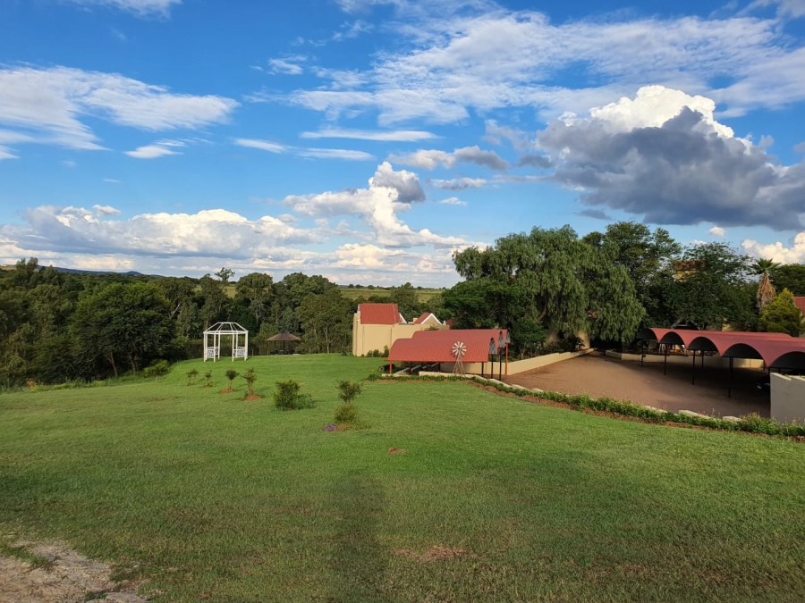 Commercial Property for Sale in Lindequesdrif North West